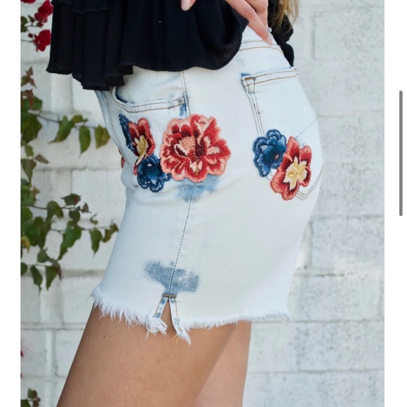 Free People x Driftwood Bleach Lulu Shorts NWT 28 - Picture 3 of 16